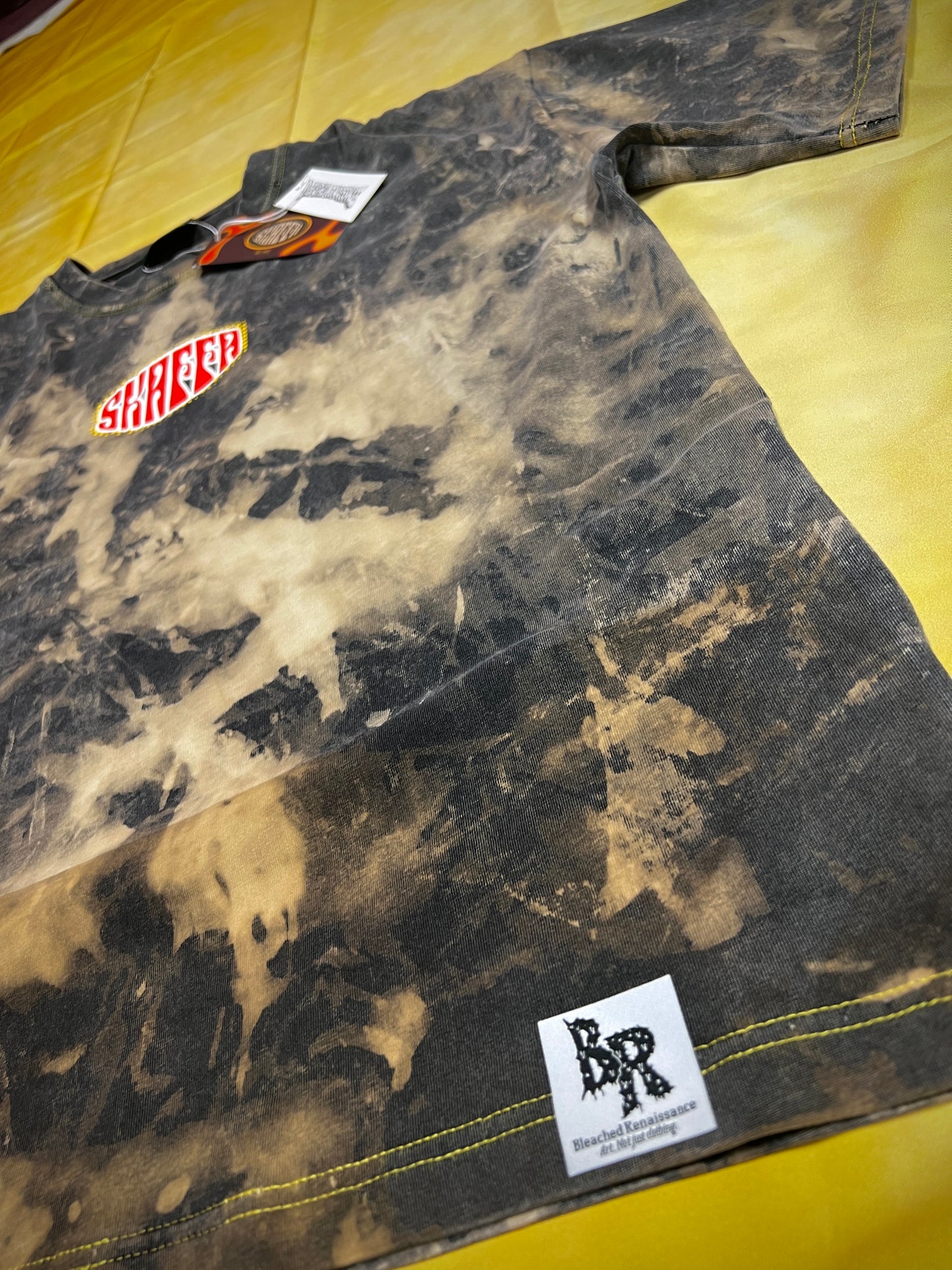 BLACK ROOTS X BLEACHED Oversized T-shirt