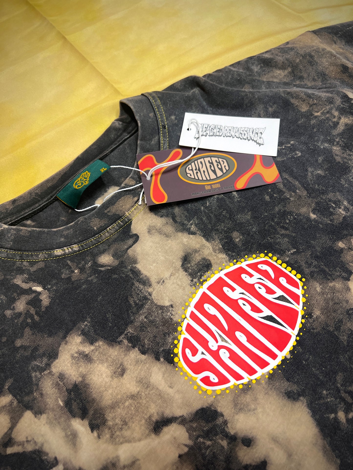 BLACK ROOTS X BLEACHED Oversized T-shirt